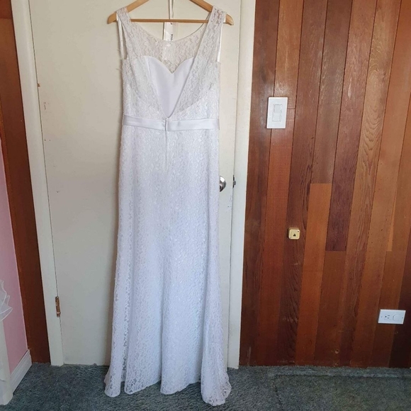 Christina Wu size 10 wedding dress - Picture 3 of 4